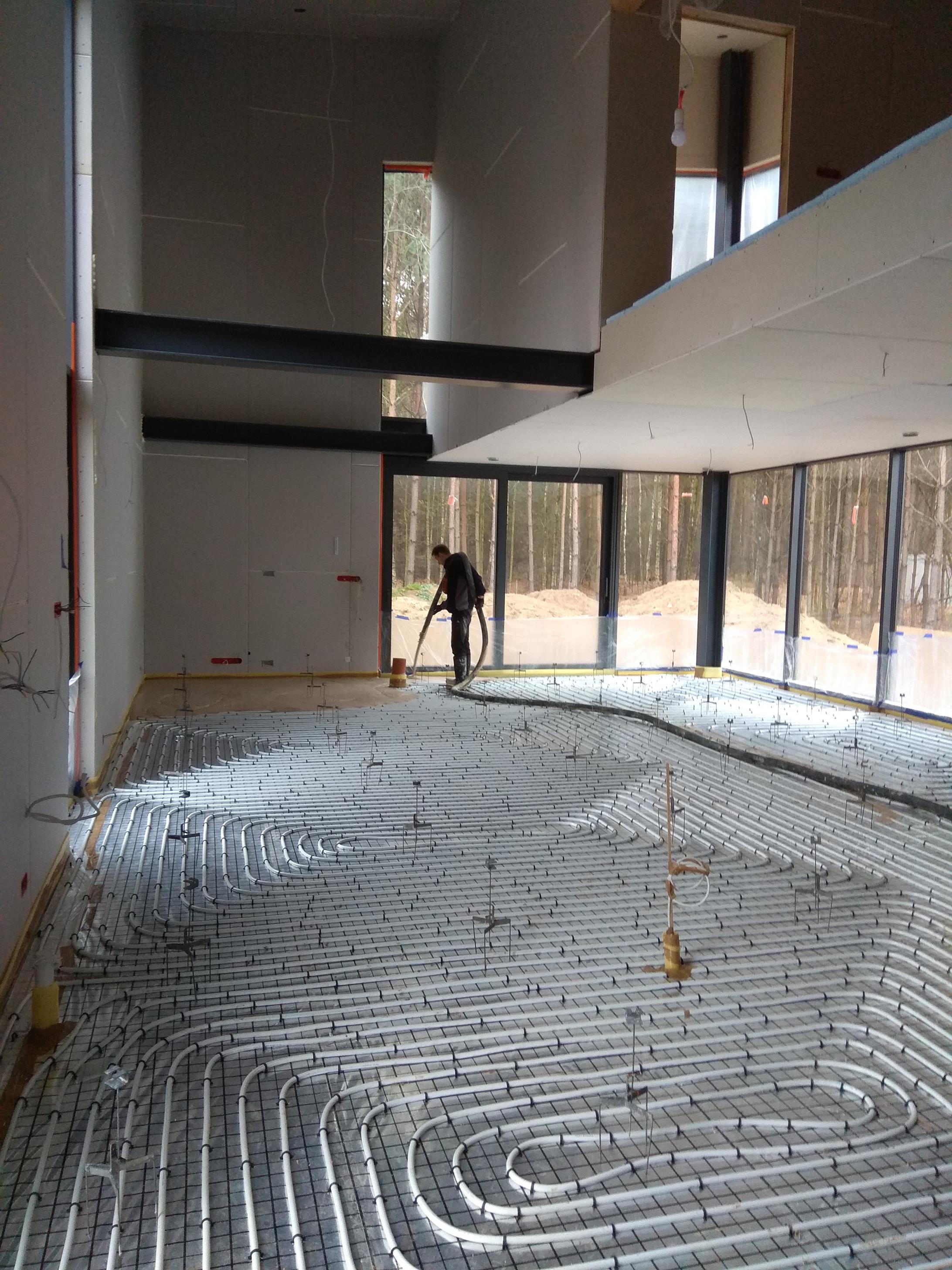 Posadzki anhydrytowe 10